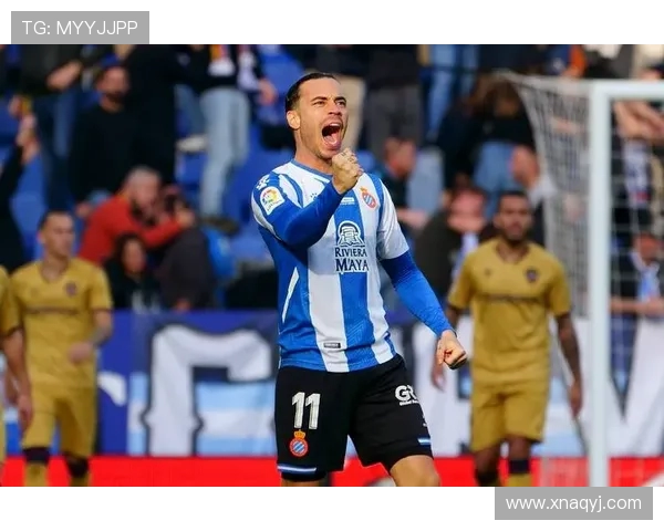 以斯洛特盛赞TAA加盟称将热烈欢迎并谈皇马本季战术重心转变